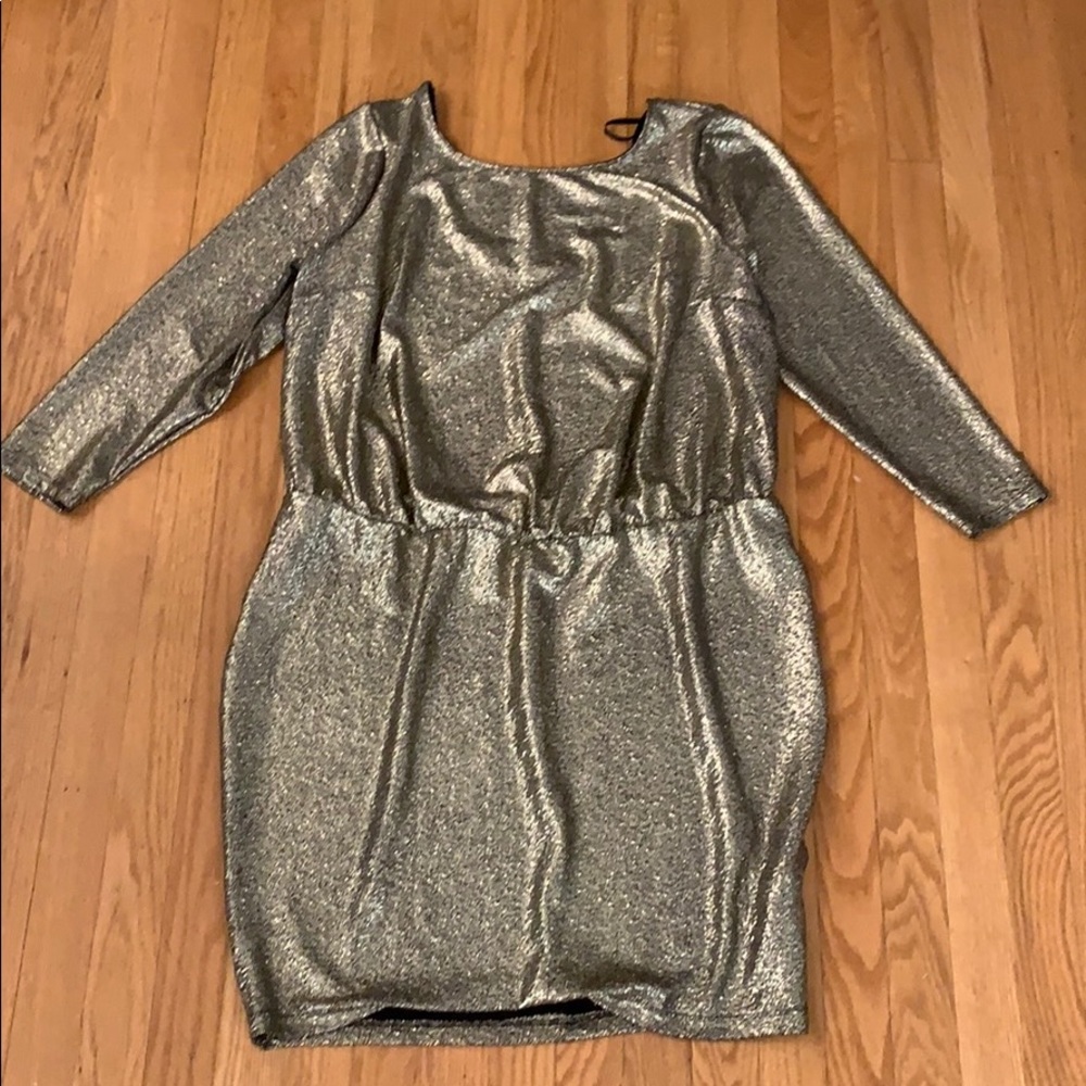 Gold shimmer dress size 3x